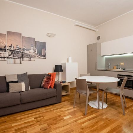 Conca Del Naviglio Retreat Apartment Milan Bagian luar foto